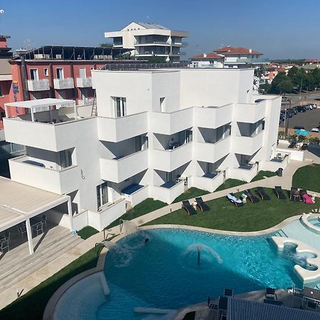 Marina Palace Hotel 4 Stelle S كاوْرلي المظهر الخارجي الصورة